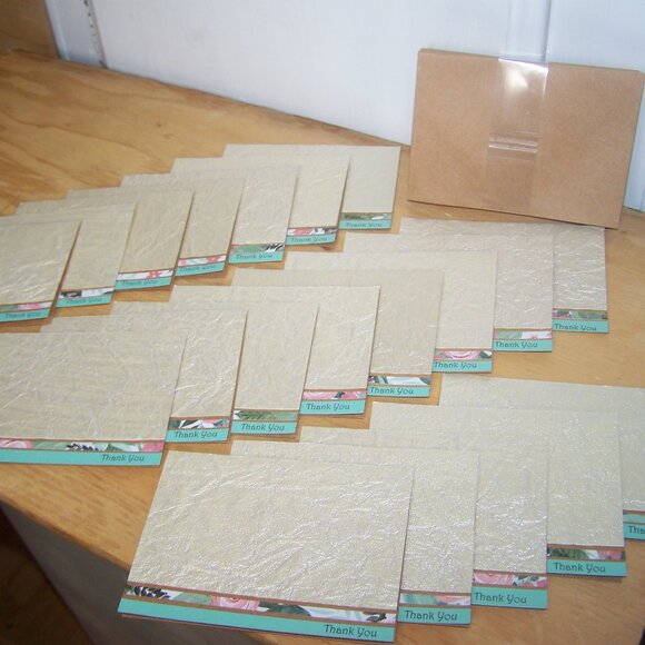 Set of 20 Handmade Brown & Floral Thank You Cards NWT - Picture 1 of 2